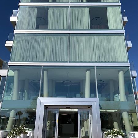 Hotel Commodore Cervia Extérieur photo