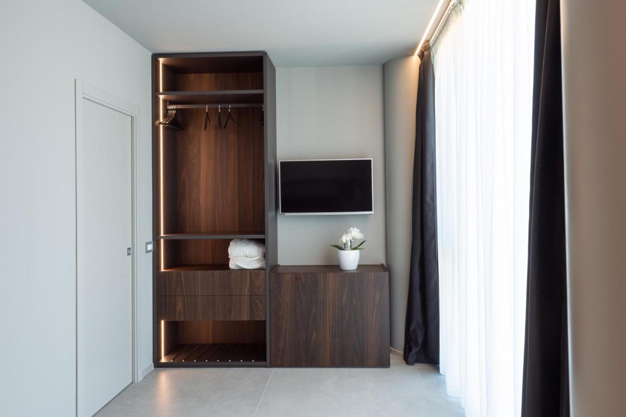 Hotel Commodore Cervia Extérieur photo