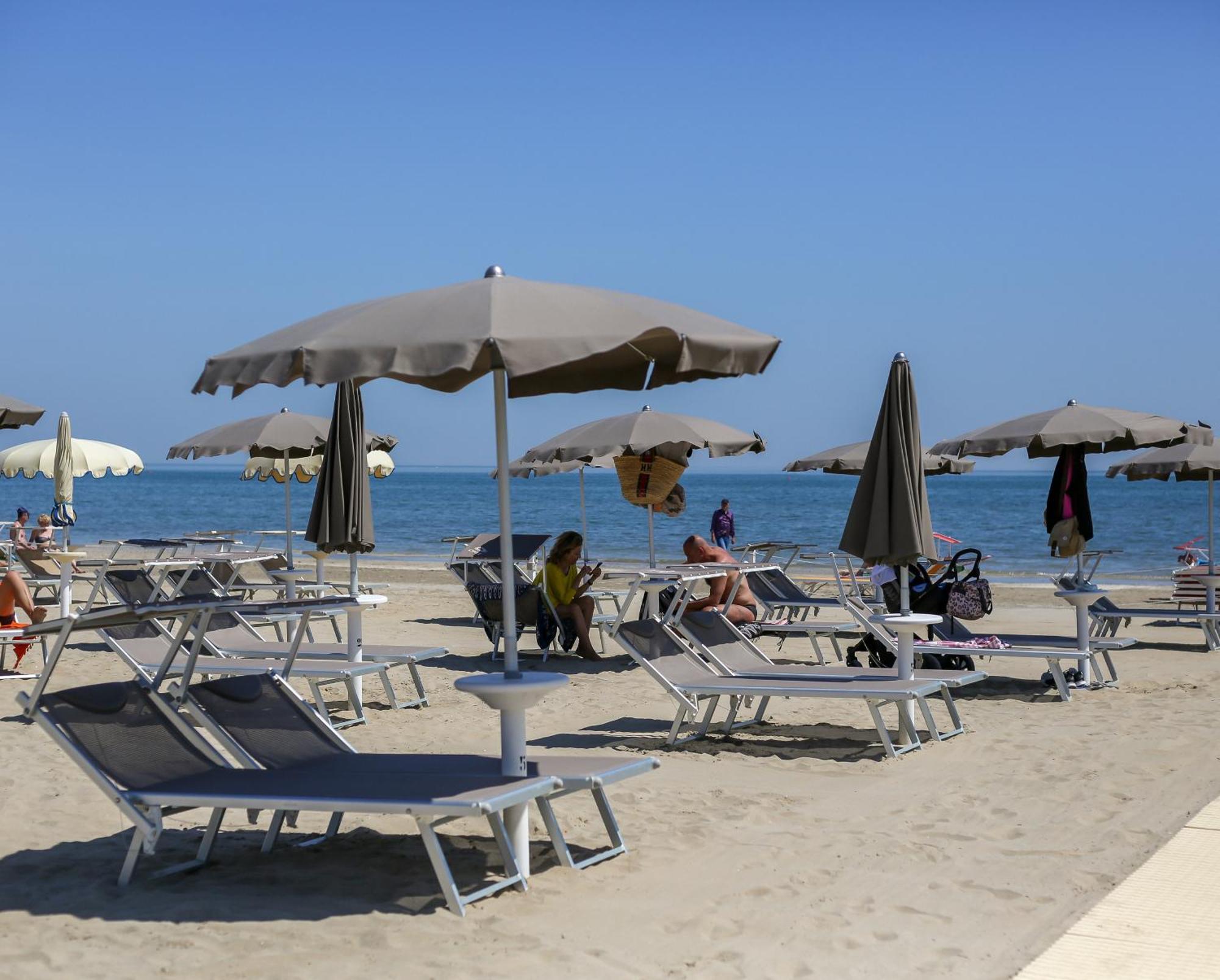 Hotel Commodore Cervia Extérieur photo